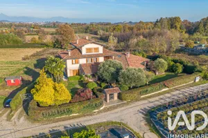 Farm in Vertemate con Minoprio