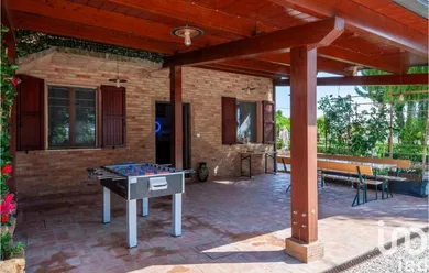 House in Ostra Vetere