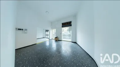Shop/Premises commercial in Genova