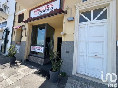 Shop/Premises commercial in Carloforte