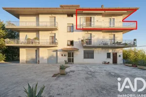 Apartment in Torre San Patrizio