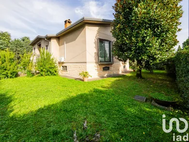 Cascina / Fattoria in Veduggio con Colzano