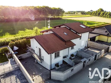 Villetta a schiera in Gravellona Lomellina
