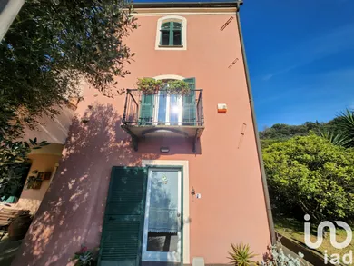 House in Quiliano