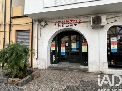 Shop/Premises commercial in Tortolì