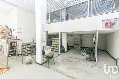 Shop/Premises commercial in Genova