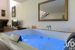 Apartment in Serra San Quirico