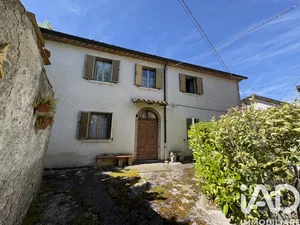 Casa di paese in Piobbico