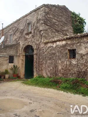 Cascina / Fattoria in Chiaramonte Gulfi