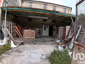 Shop/Premises commercial in Genova