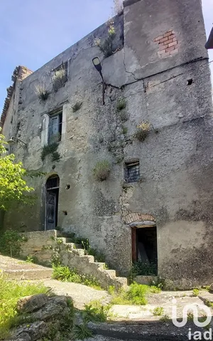 Village house in Cleto