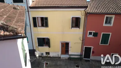 Villetta a schiera in Carro