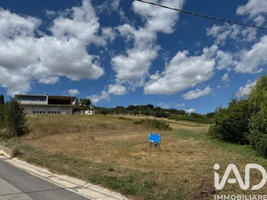 Building plot in Notaresco