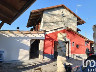 House in Vercelli