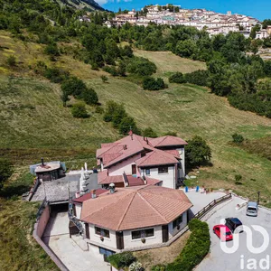Hotel-ristorante in Rocca di Cambio