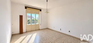 Appartamento 6 locali e più in Grottammare