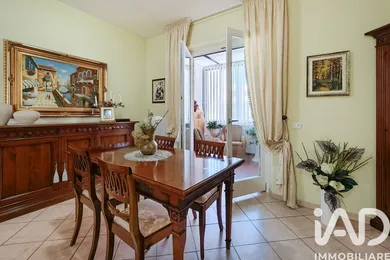 Appartamento 5 locali in Fermo