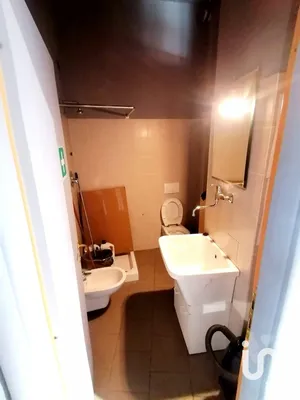 Shop/Premises commercial in Arezzo