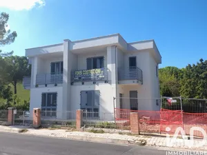 Edificio in Treia