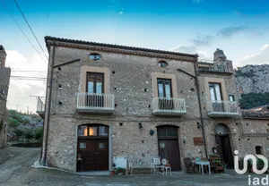 Townhouse in Civita