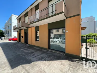 Negozio / locale commerciale in Porto San Giorgio