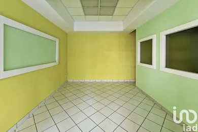 Negozio / locale commerciale in Sant'Elpidio a Mare