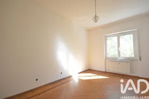 Appartamento 6 locali e più in Genova
