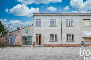 Townhouse in Ostellato