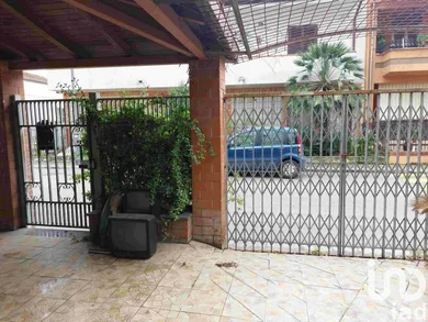 Villetta a schiera in Camigliano
