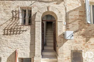 Casa di paese in Mogliano