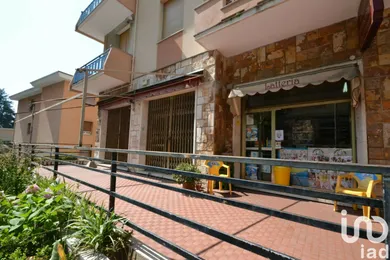 Negozio / locale commerciale in Genova