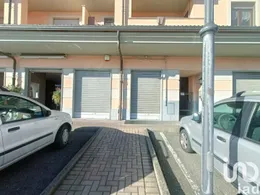 Negozio / locale commerciale in Lanzo Torinese