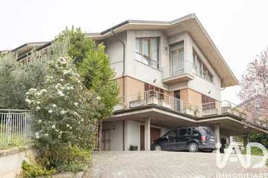 Townhouse in Camerata Picena