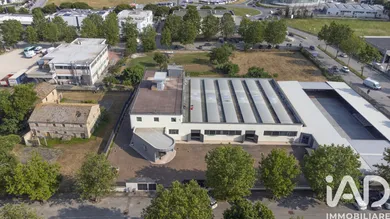 Negozio / locale commerciale in Porto Sant'Elpidio