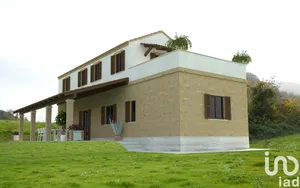 House in Acquaviva Picena