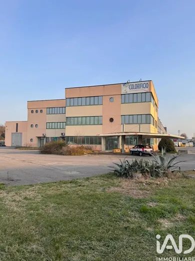 Negozio / locale commerciale in Mantova