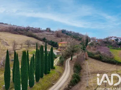 House in Valfabbrica