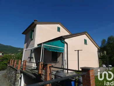House in Varese Ligure