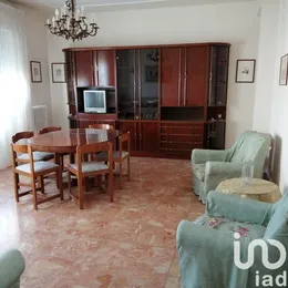 Appartamento 5 locali in Fermo