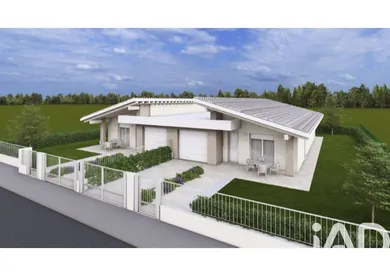 Casa / Villa indipendente in Asola