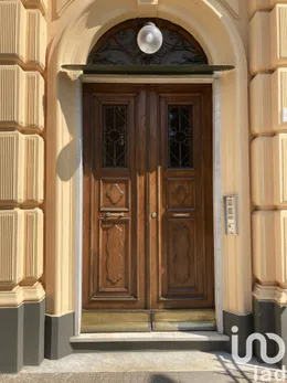 Appartamento 6 locali e più in Genova