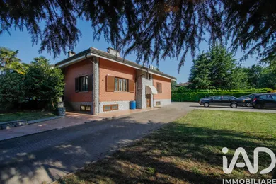 House in Lombardore