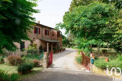 Townhouse in Marciano della Chiana