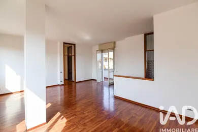 Apartment in Figino Serenza