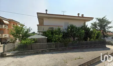 House in Mosciano Sant'Angelo
