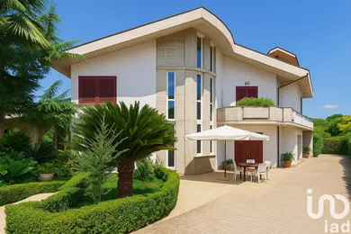 Barge in Roseto degli Abruzzi