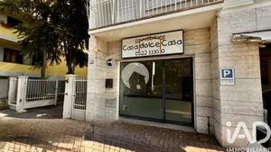 Shop/Premises commercial in Reggio nell'Emilia