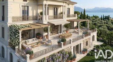 Edificio in Desenzano del Garda