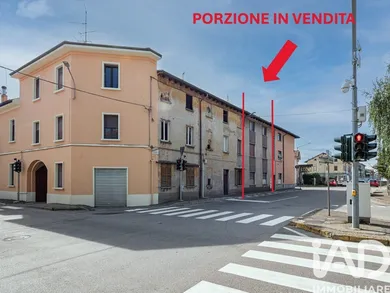 Building in Rovello Porro