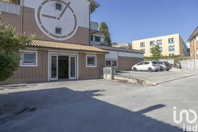 Shop/Premises commercial in Recanati